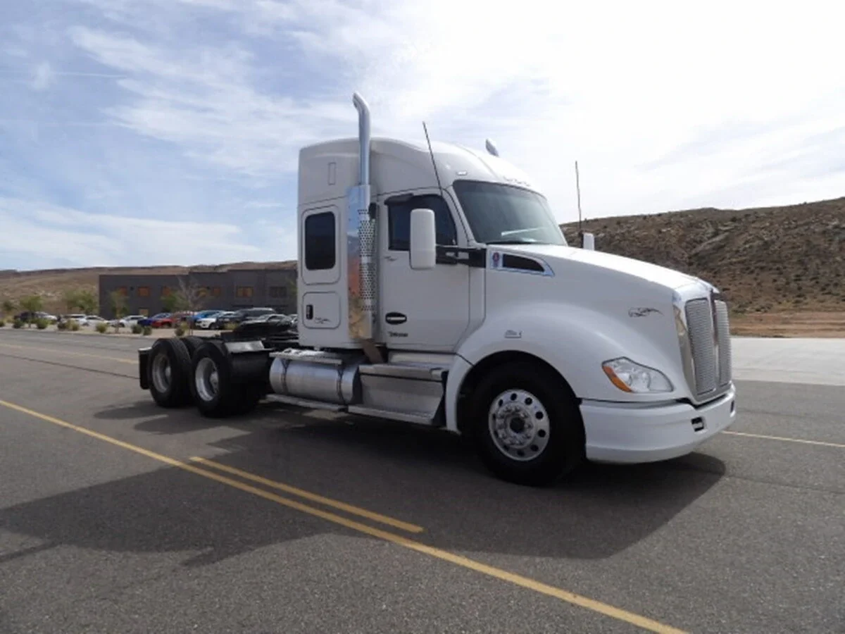 2022 Kenworth T680 - image 7