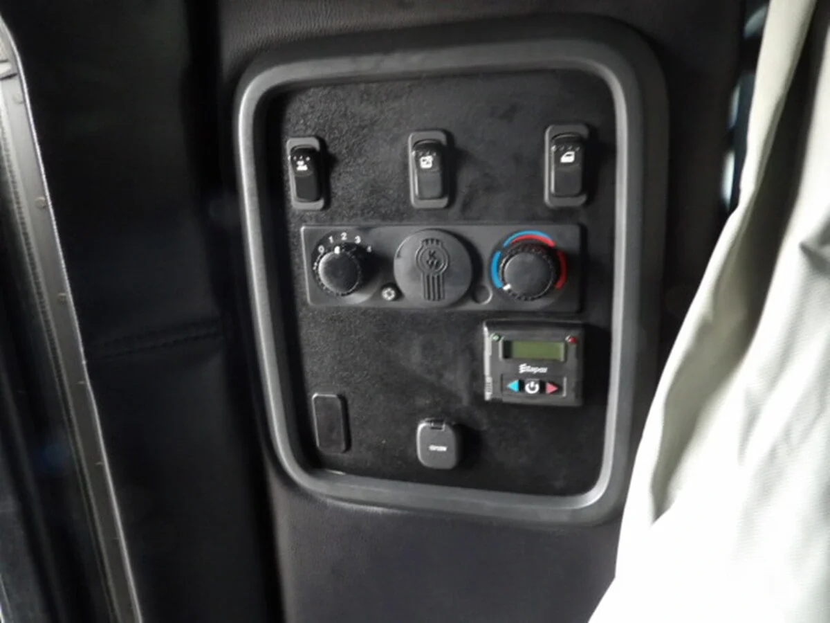 2022 Kenworth T680 - image 19