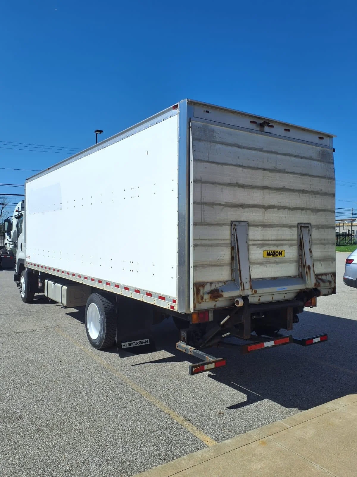 2020 Isuzu FTR in Cleveland, OH — photo 6
