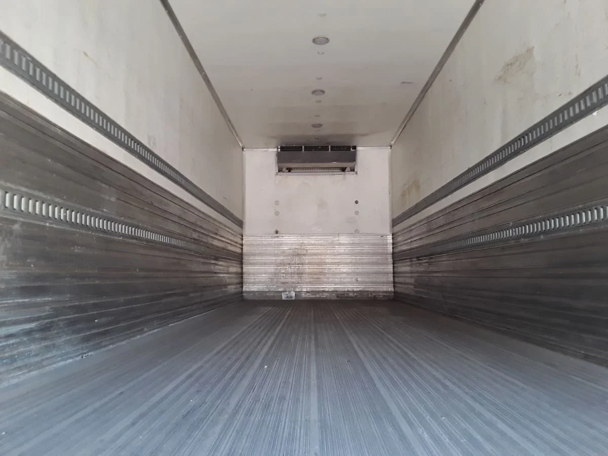 2016 Freightliner M2 106 - image 9