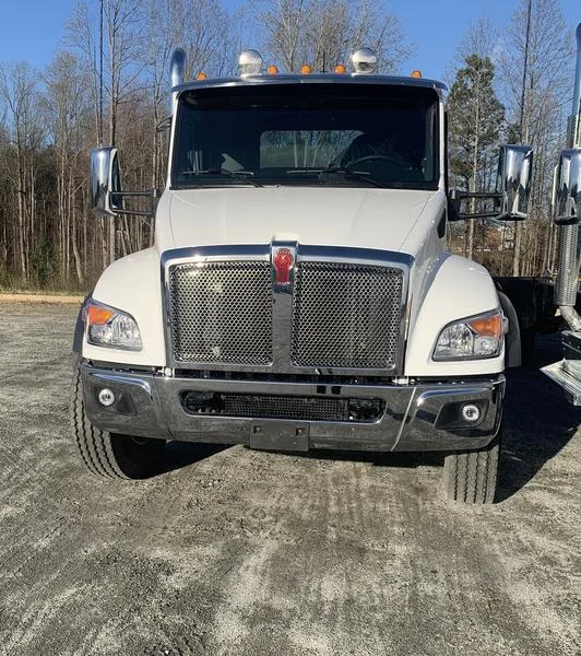 2025 Kenworth T280