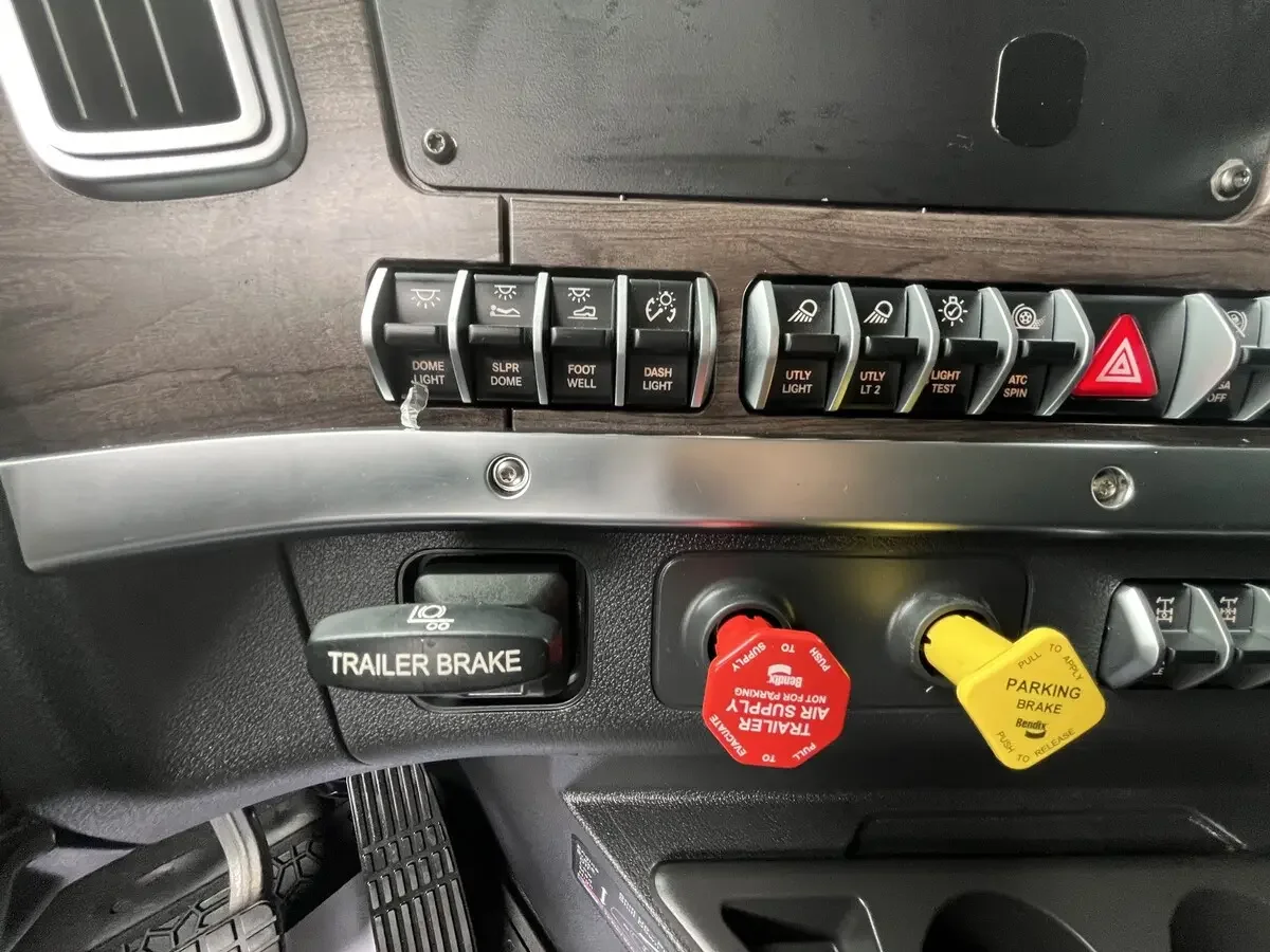 2024 Western Star 49X - image 31