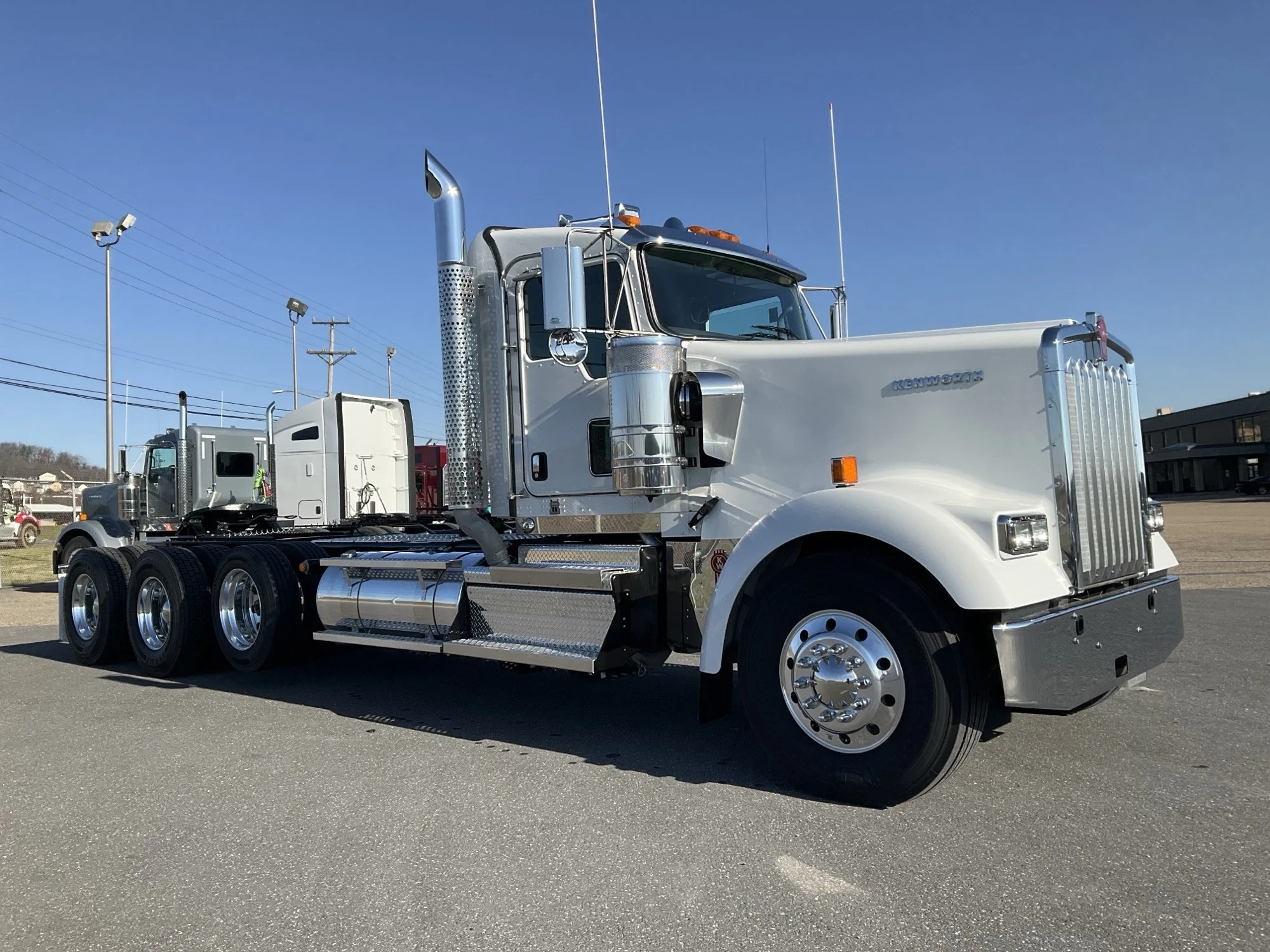 2026 Kenworth W900 - image 6