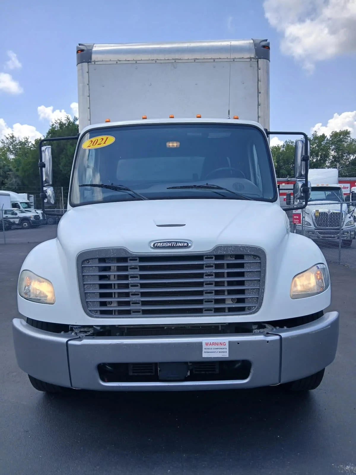 2021 Freightliner M2 106 in Jacksonville, FL — photo 2