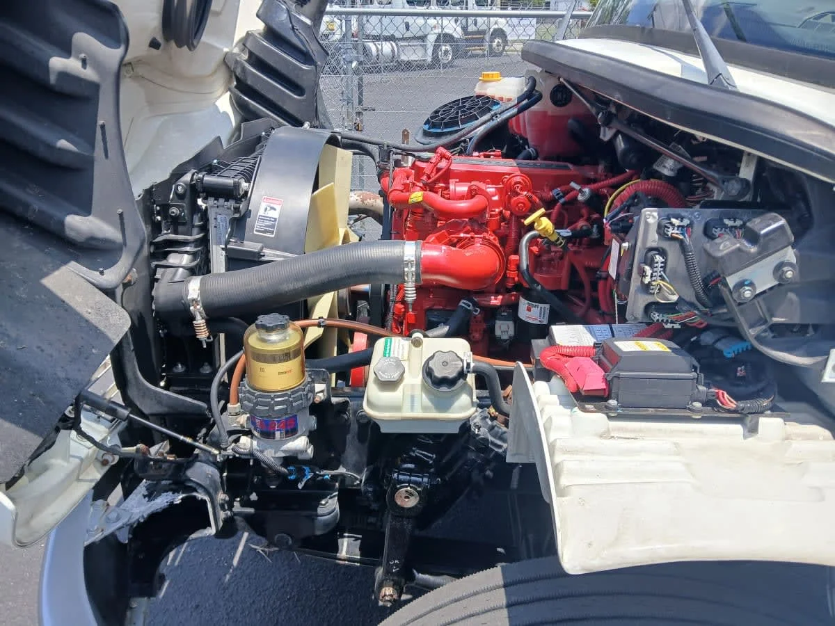 2021 Freightliner M2 106 in Jacksonville, FL — photo 9