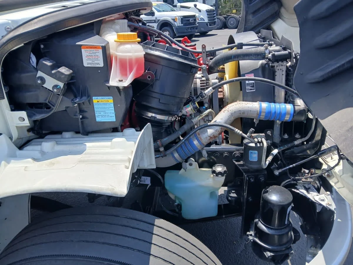 2021 Freightliner M2 106 in Jacksonville, FL — photo 11