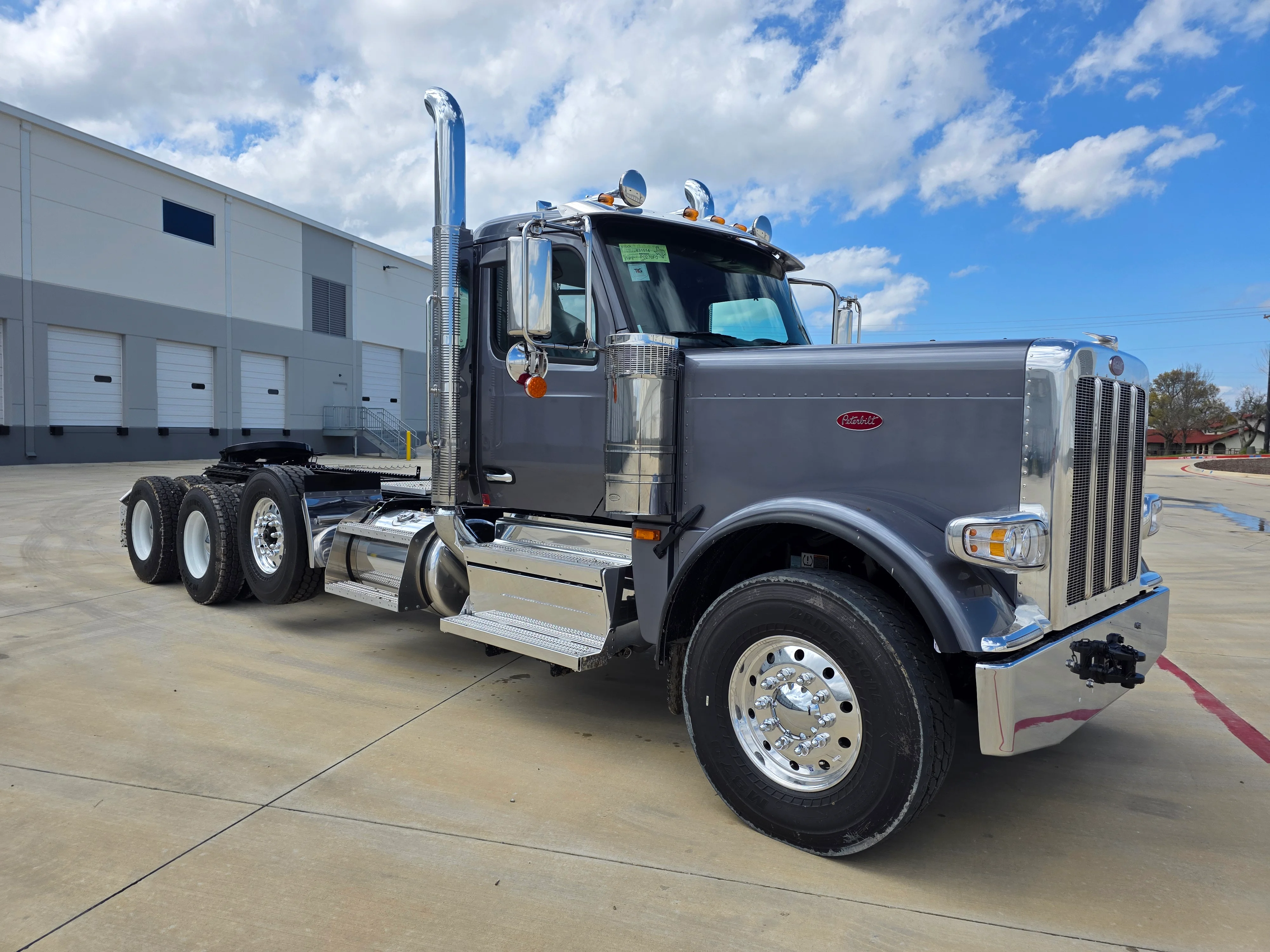 2027 Peterbilt 589 in Raleigh, NC — photo 3