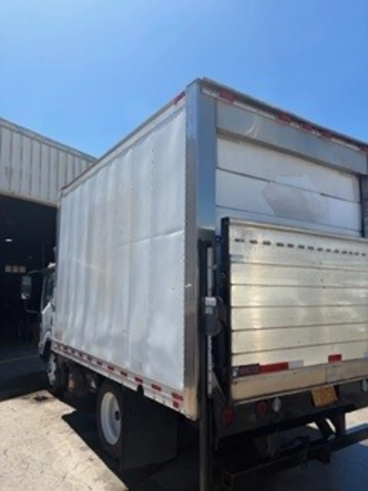 2020 Isuzu NQR in Kapolei, HI — photo 6