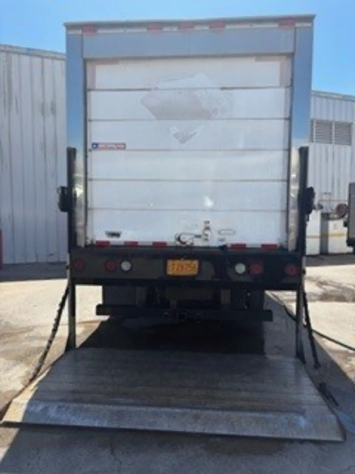 2020 Isuzu NQR in Kapolei, HI — photo 5