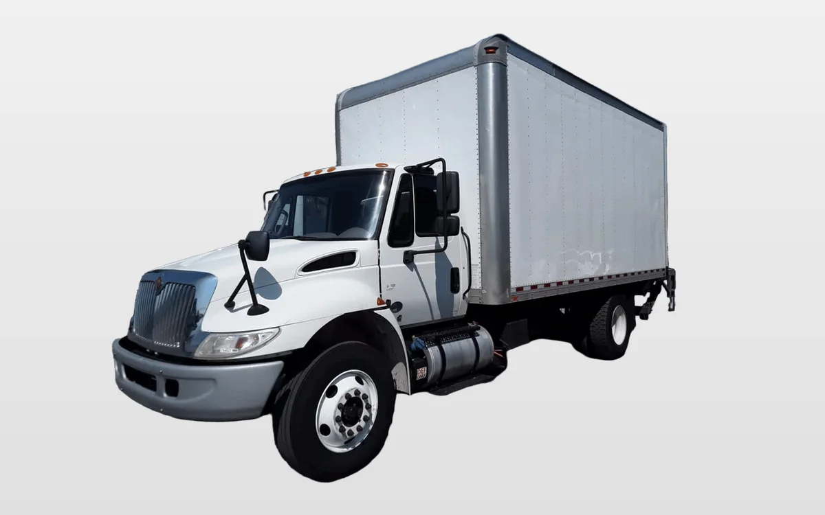 2018 International 4300 - image 1