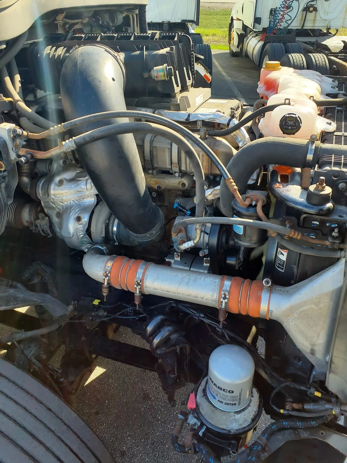 2020 Freightliner Cascadia in Oak Creek, WI — photo 14