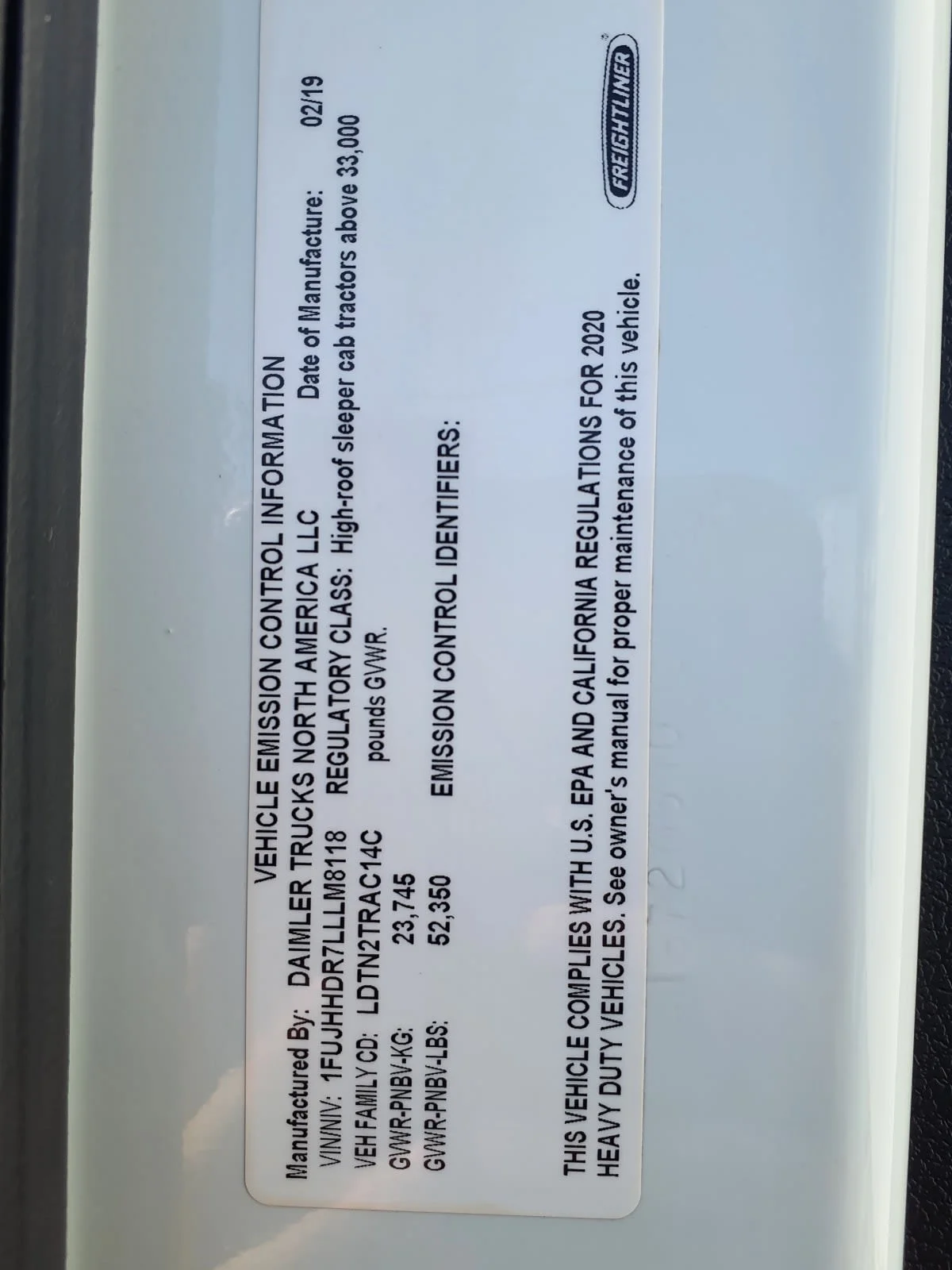 2020 Freightliner Cascadia in Oak Creek, WI — photo 15