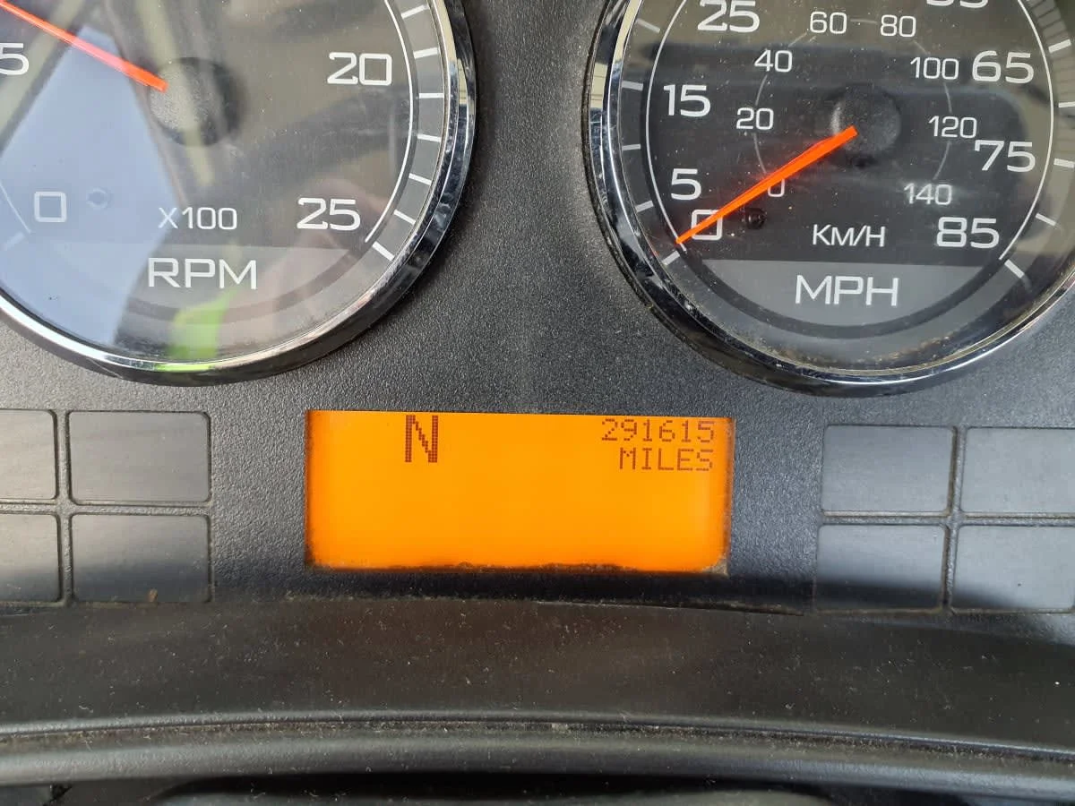 2017 International ProStar - image 9