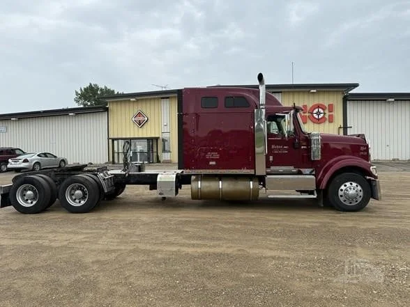 2007 International in MN — photo 2