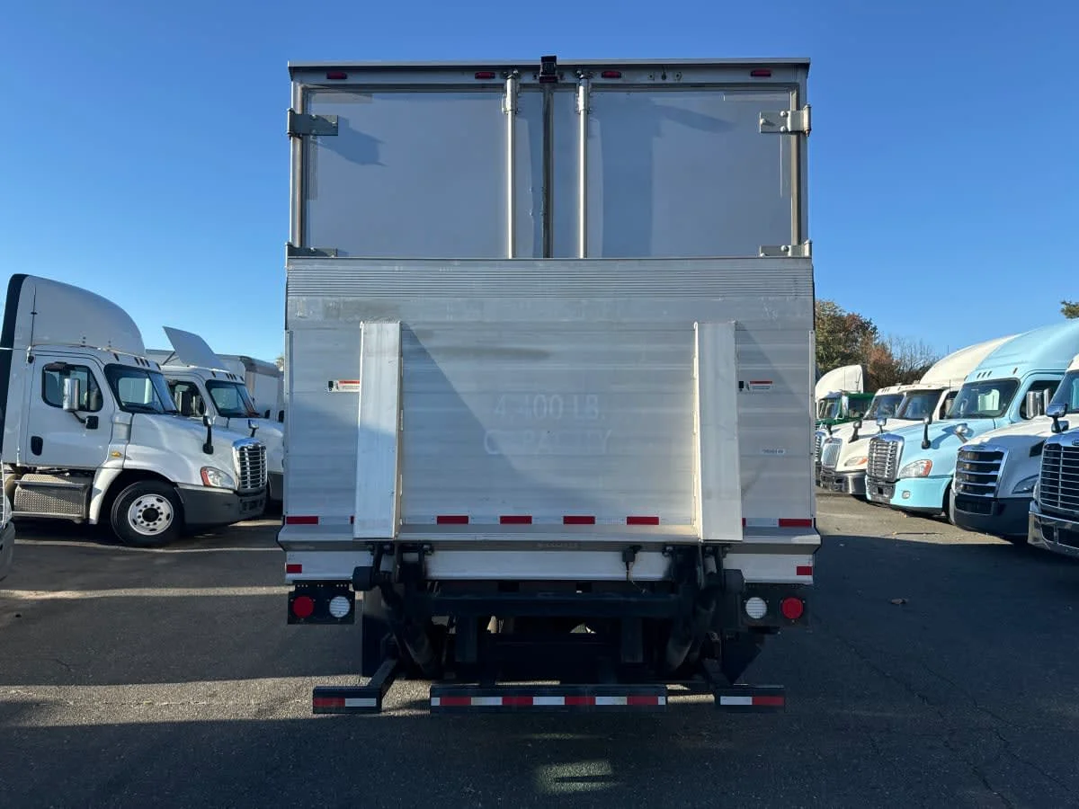2018 Hino in Springfield, MA — photo 5