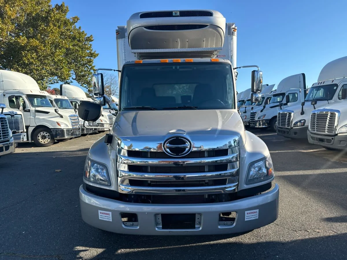 2018 Hino in Springfield, MA — photo 2