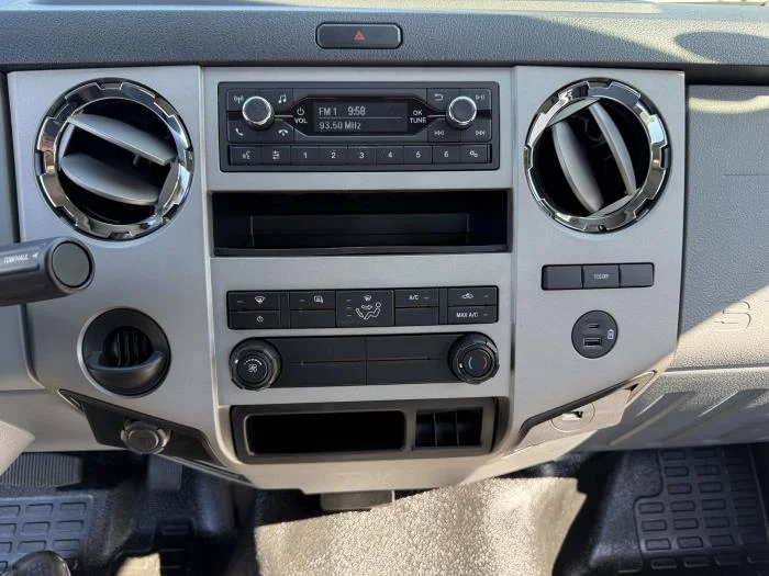 2027 Ford F-750 — photo 15