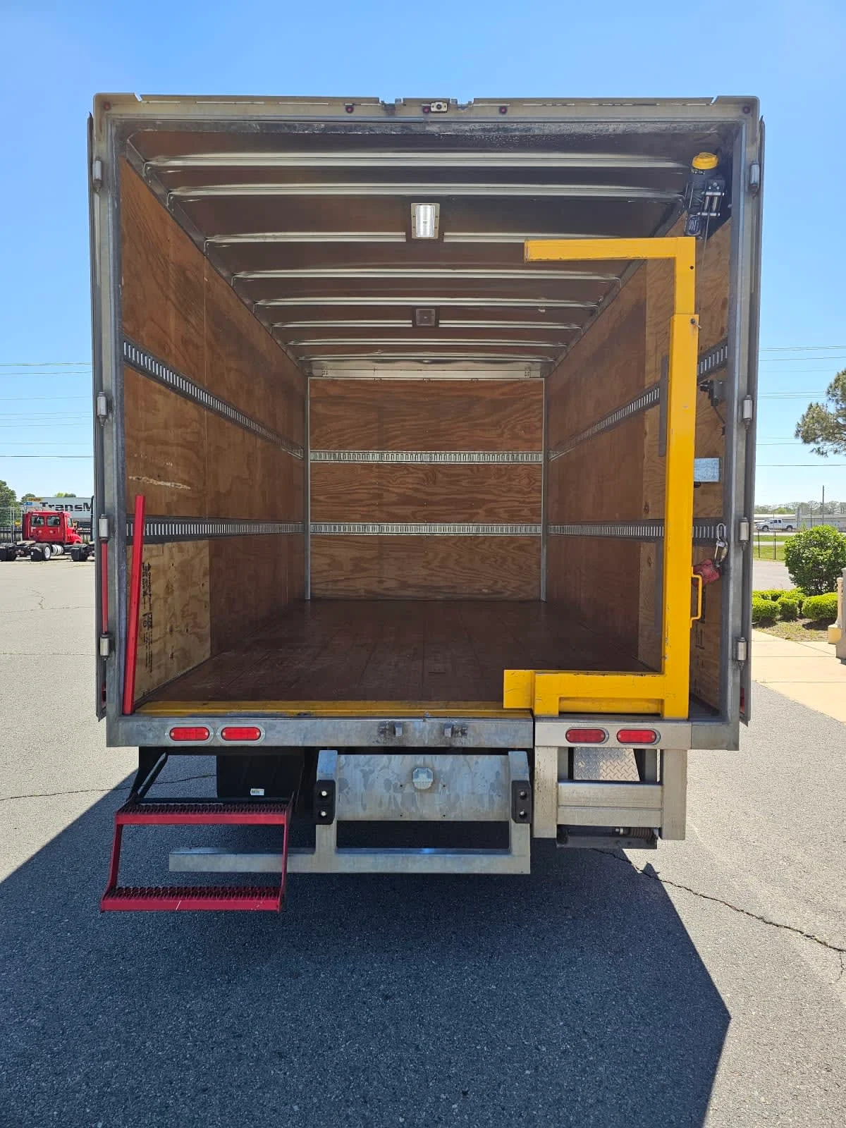 2019 International 4300 in North Little Rock, AR — photo 8