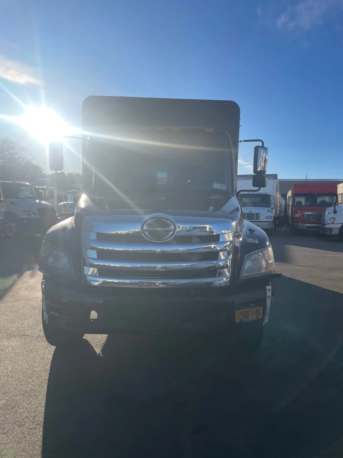 2013 Hino 338 in Farmingdale, NY — photo 2