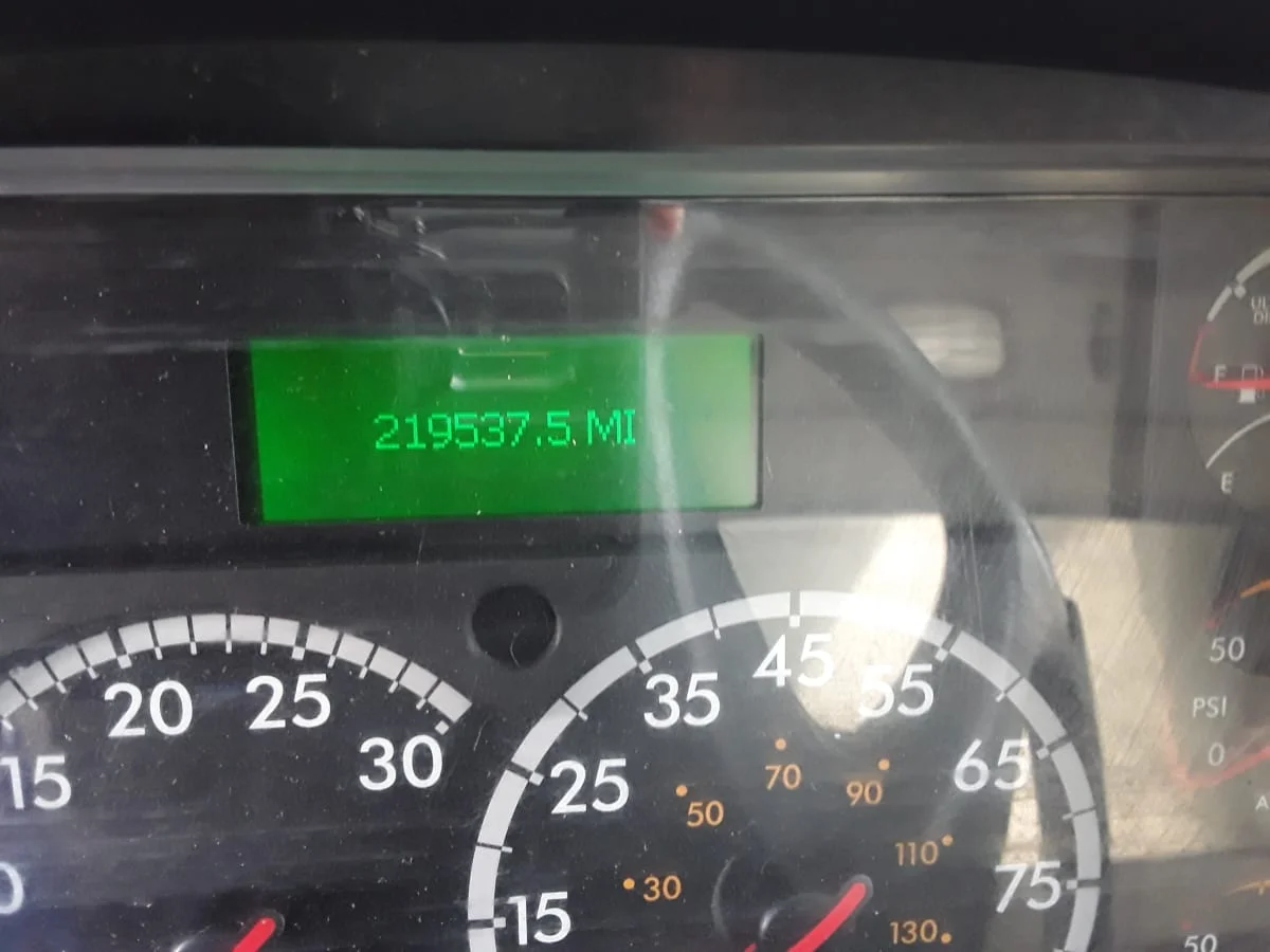 2016 Freightliner M2 106 - image 11