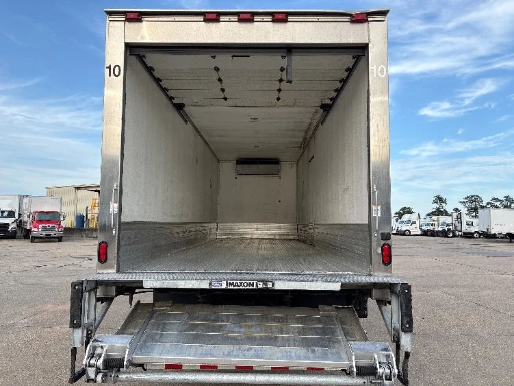 2019 Freightliner eM2 in Hammond, LA — photo 8