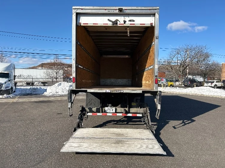 2020 International MV in West Babylon, NY — photo 9