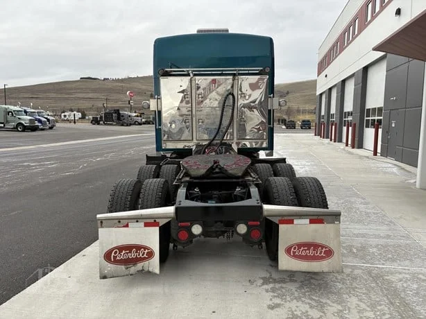 2021 Peterbilt 579 in Missoula, MT — photo 7