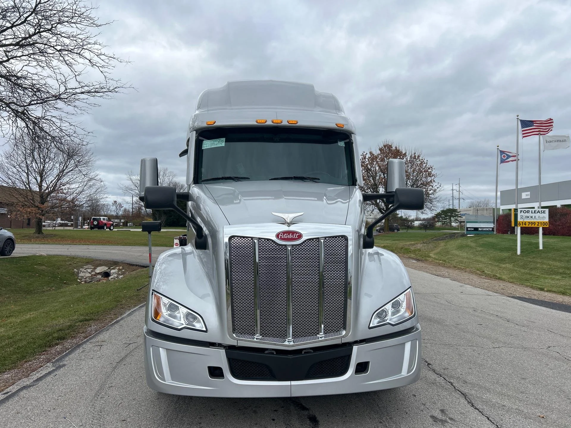 2026 Peterbilt 579 - image 2