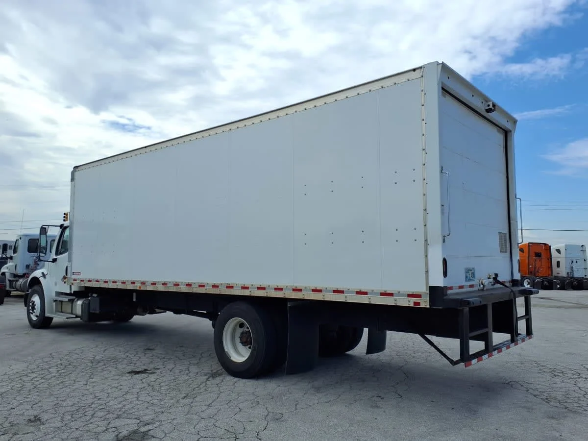 2022 Freightliner M2 106 - image 6