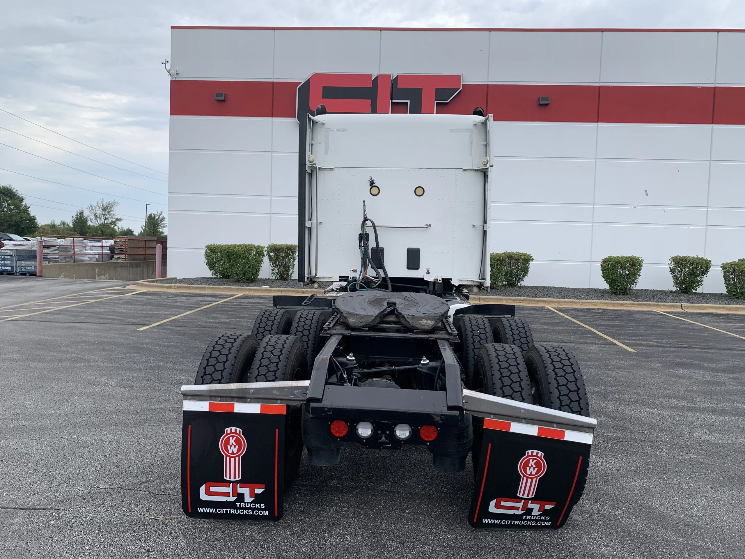 2024 Kenworth W990 in Mokena, IL — photo 5