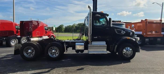2023 Peterbilt 567 — photo 10