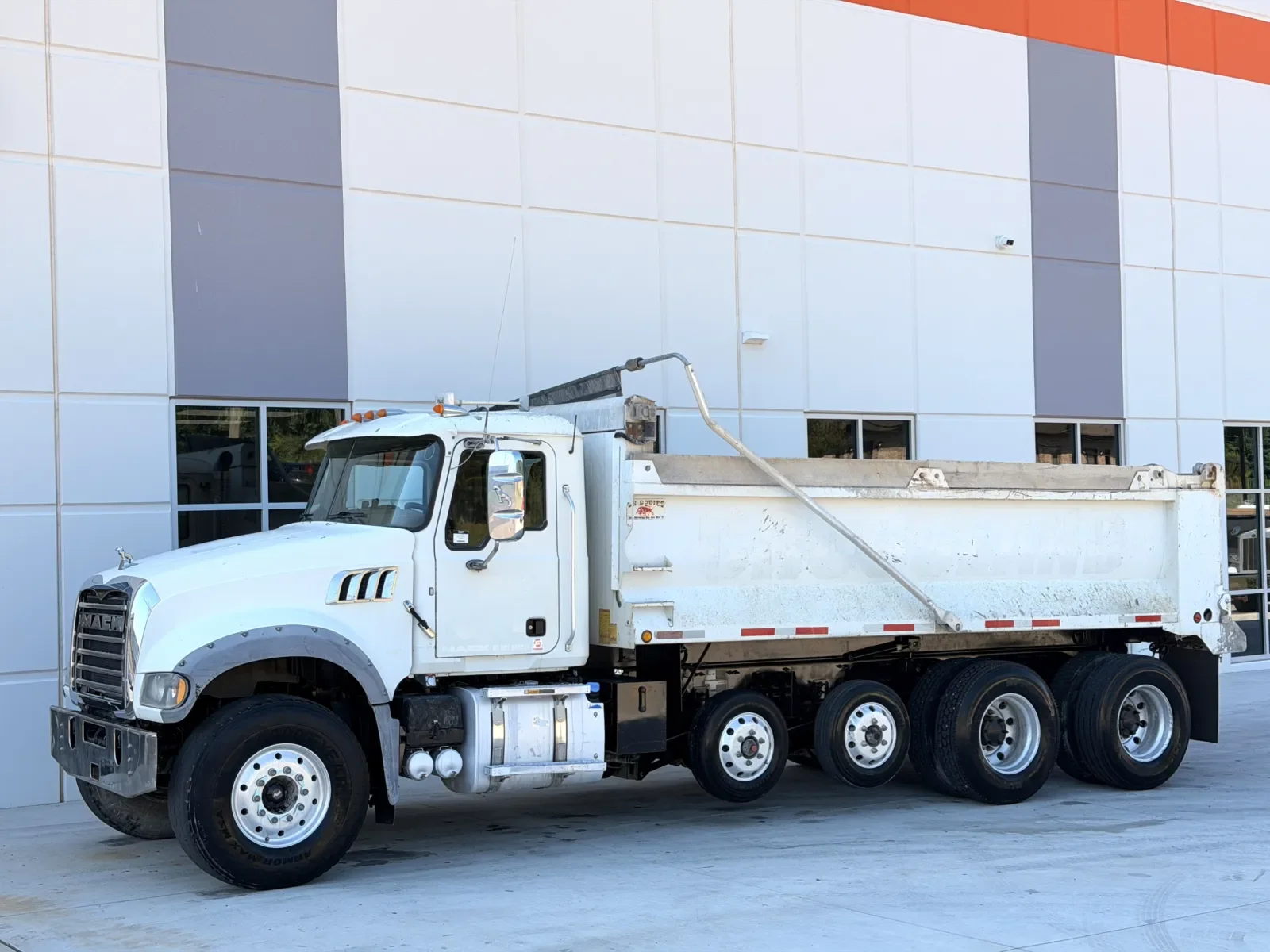 2017 Mack Granite in Greer, SC — photo 3