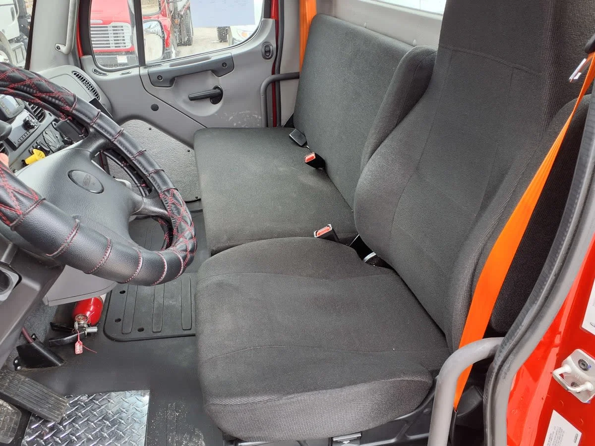 2019 Freightliner M2 106 in Greenville, SC — photo 7