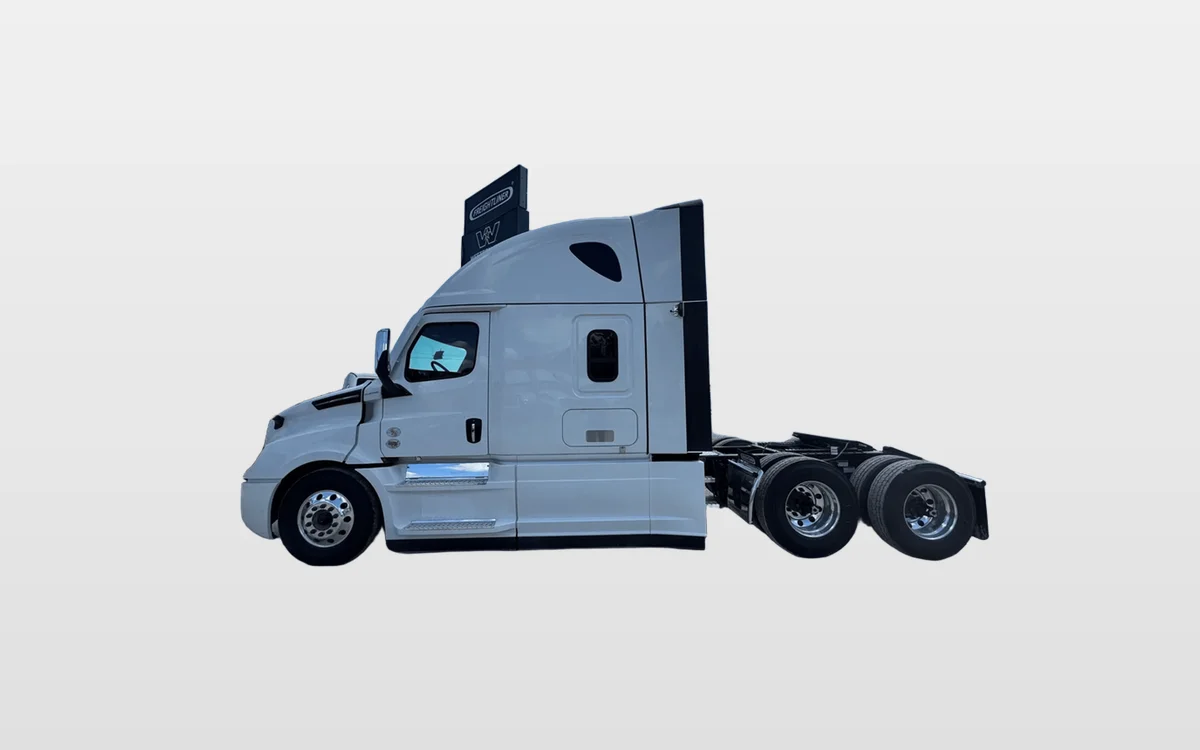 2026 Freightliner Cascadia - image 1