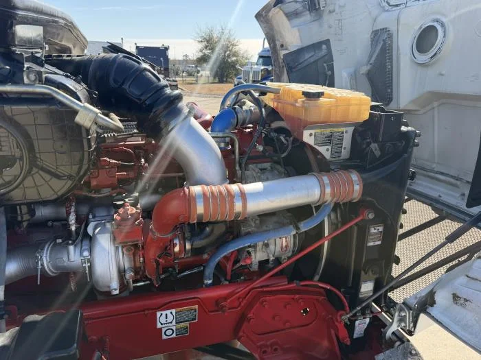 2023 Peterbilt 567 - image 20