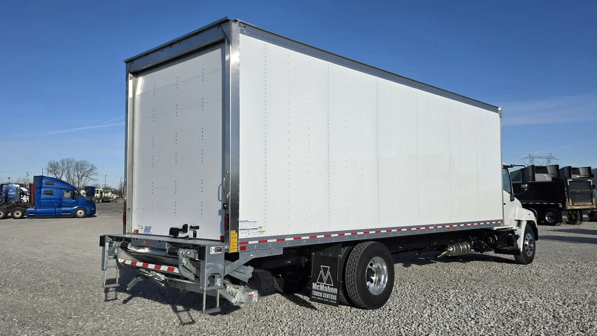 2026 Hino L6 in London, OH — photo 4