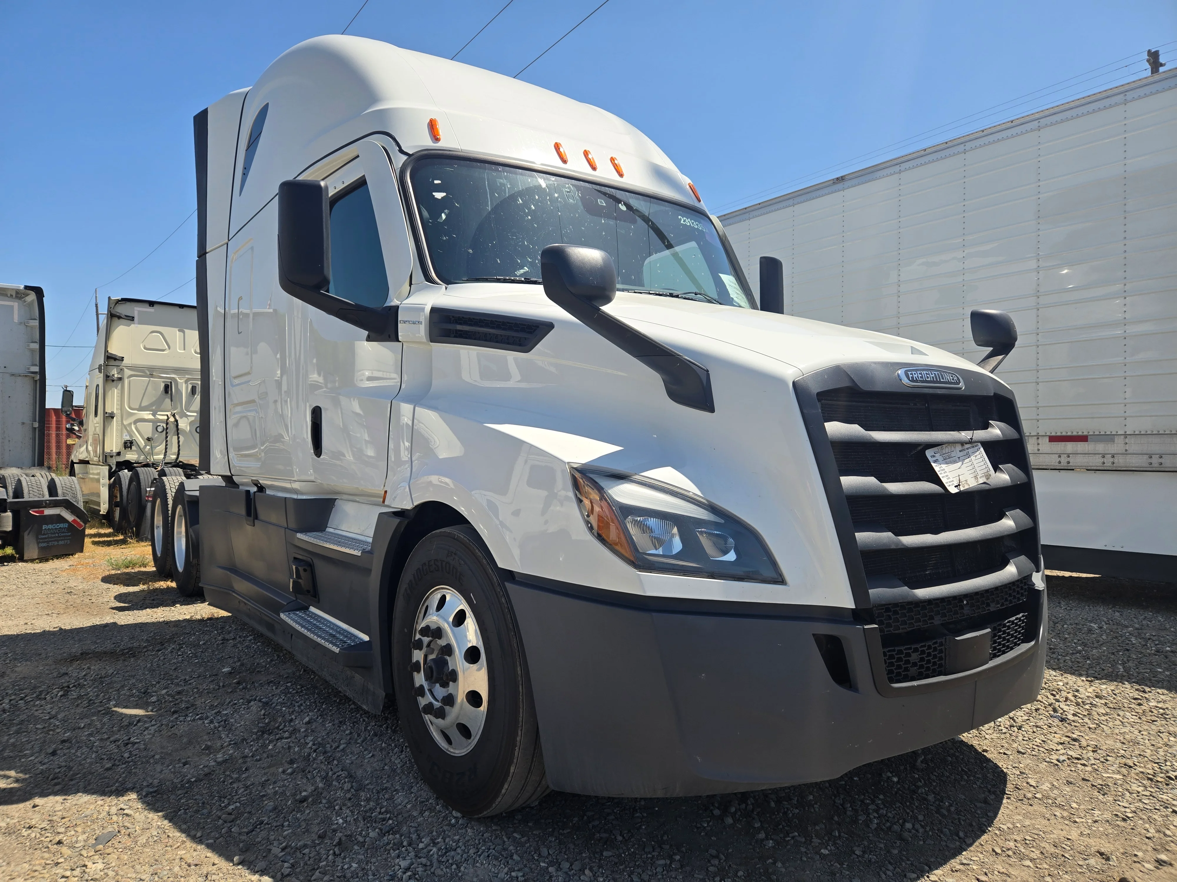 2023 Freightliner Cascadia in French Camp, CA — photo 3