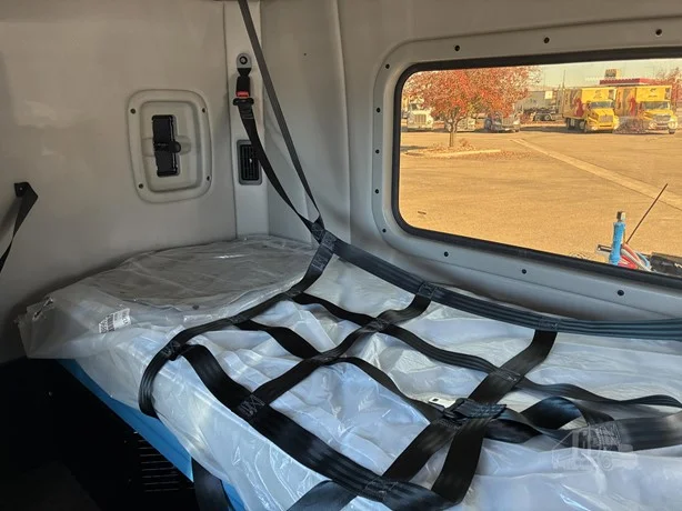 2027 Peterbilt 567 - image 50