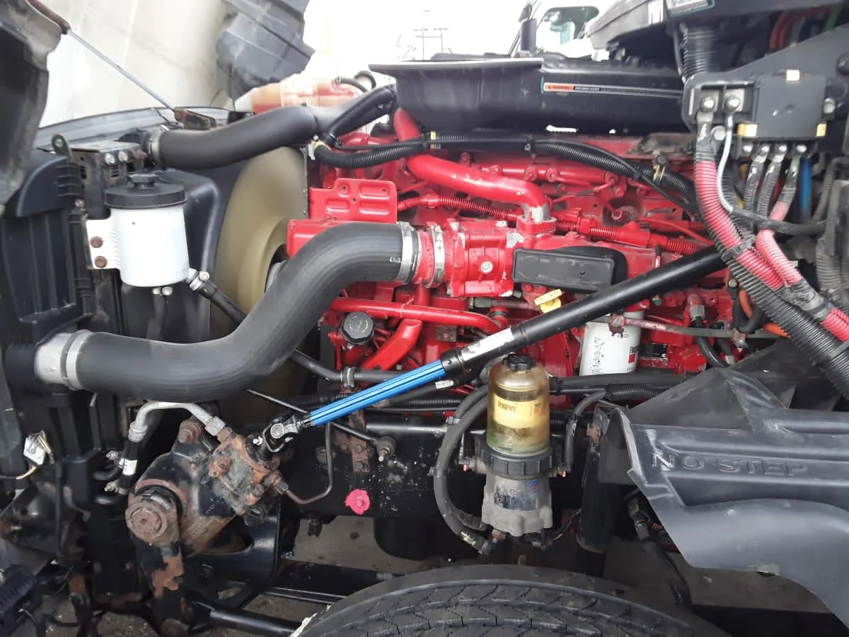 2019 International LT in Hilliard, OH — photo 15