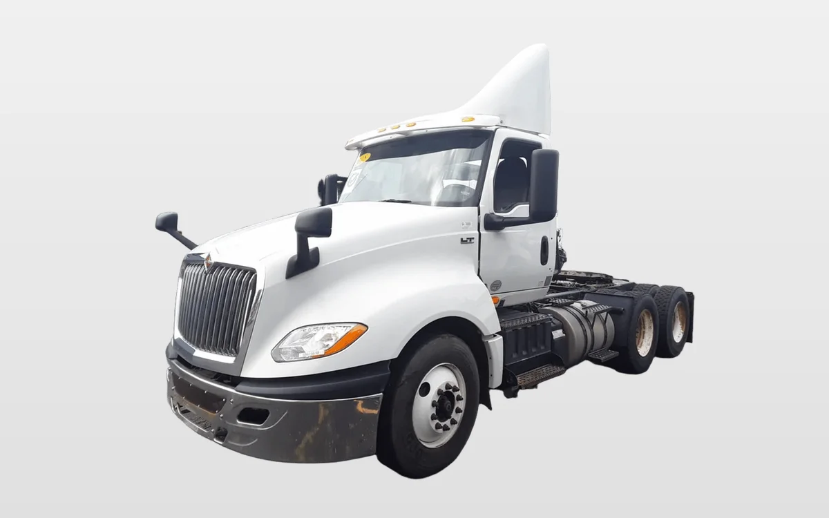 2018 International - image 1