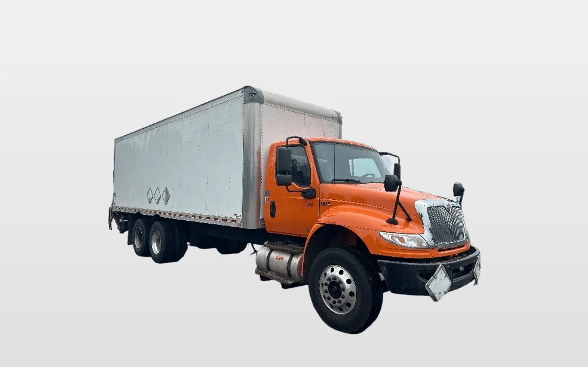 2020 International MV - image 1