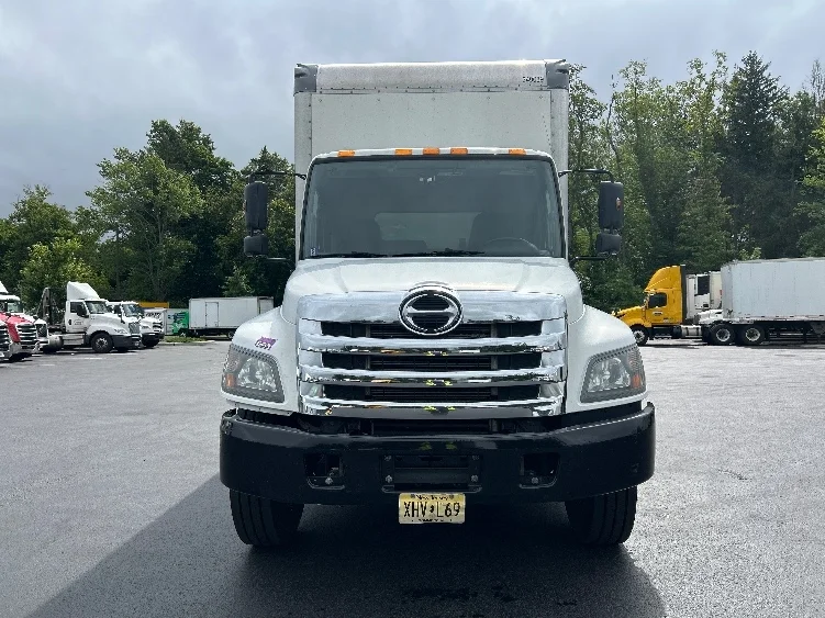 2020 Hino 268 in South Plainfield, NJ — photo 2