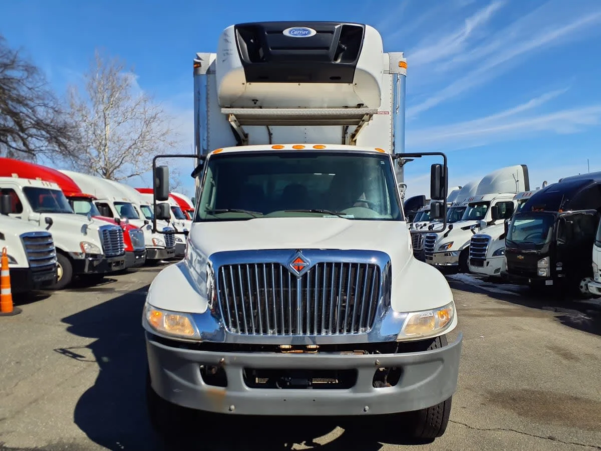 2019 International 4300 in Springfield, MA — photo 2