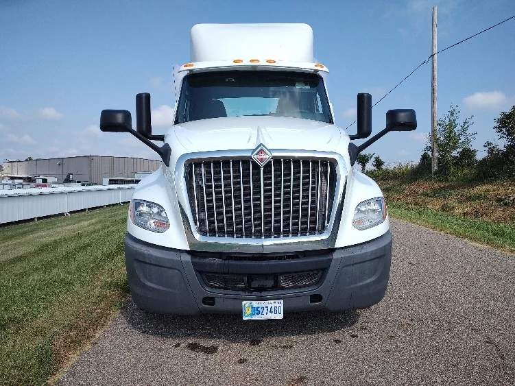 2019 International LT in Akron, OH — photo 2