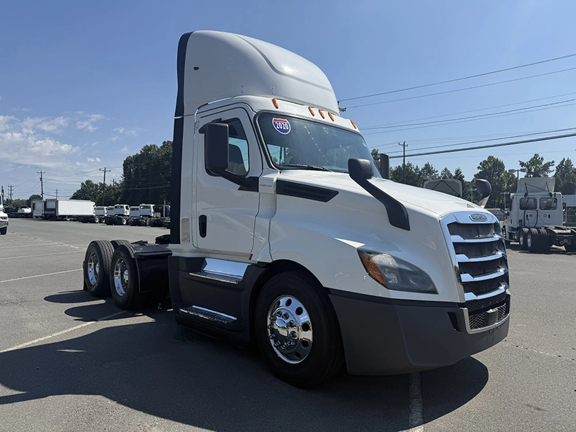 2020 Freightliner Cascadia in Rock Hill, SC — photo 2