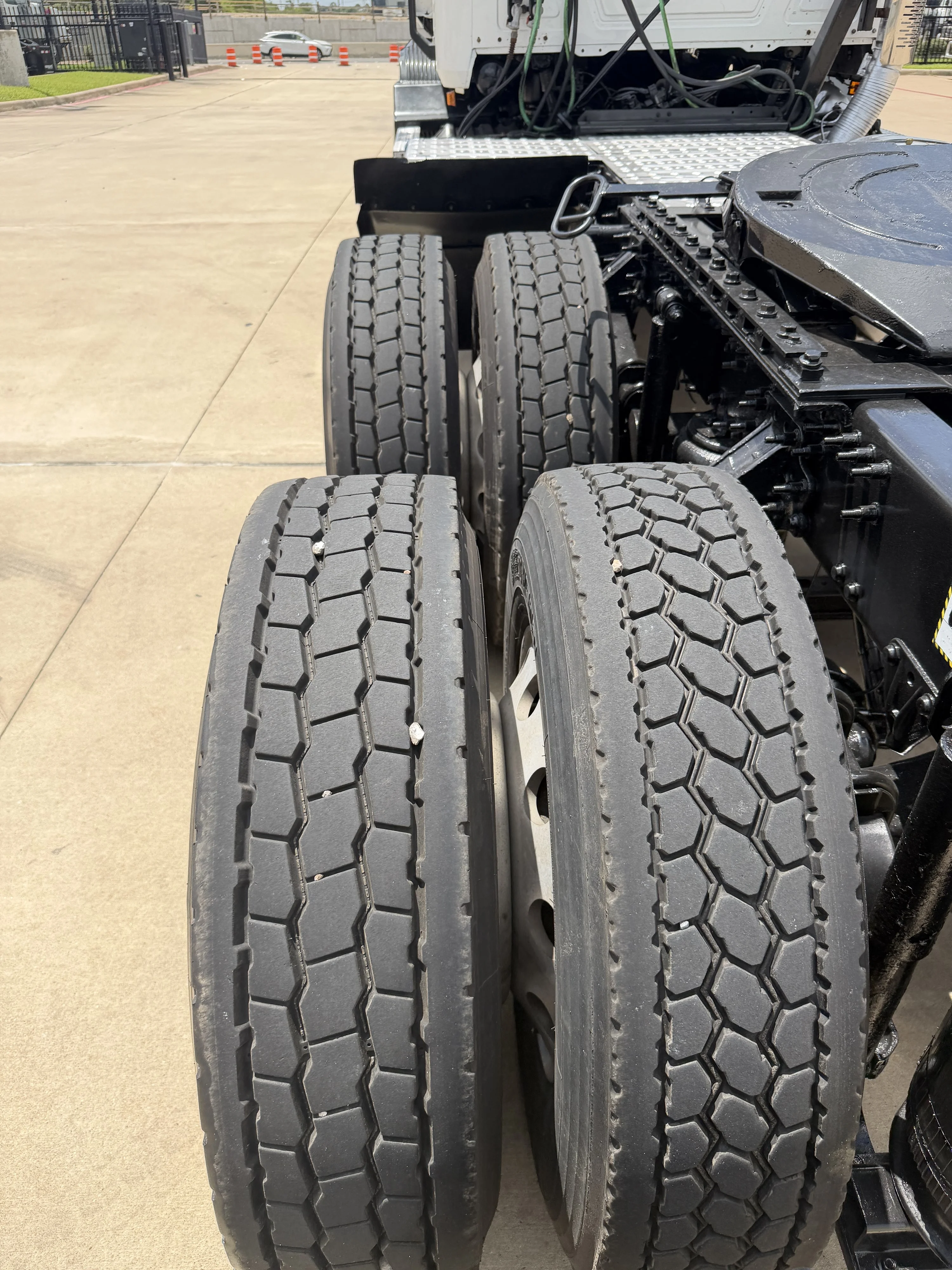 2019 Mack Anthem in Houston, TX — photo 17