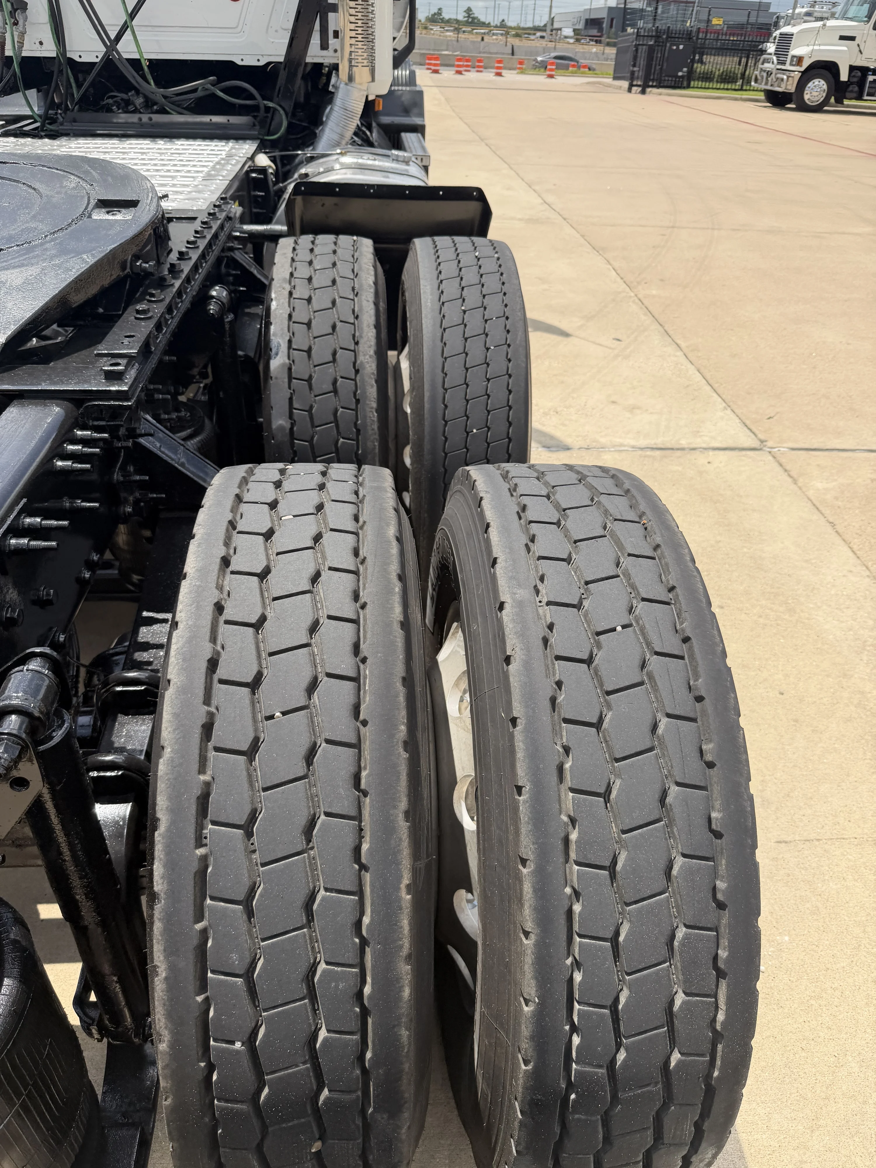 2019 Mack Anthem in Houston, TX — photo 18