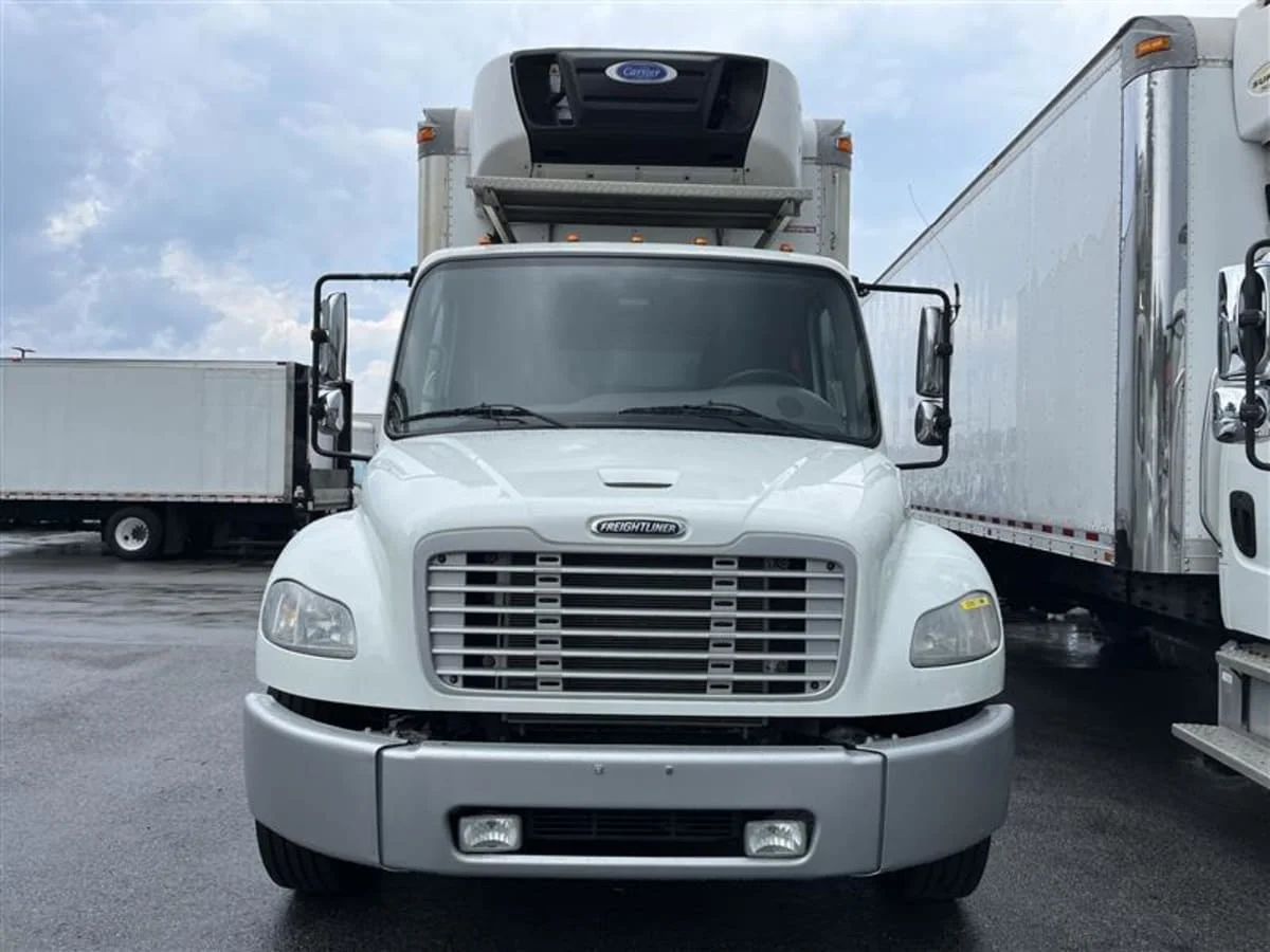 2020 Freightliner M2 106 in Beltsville, MD — photo 2