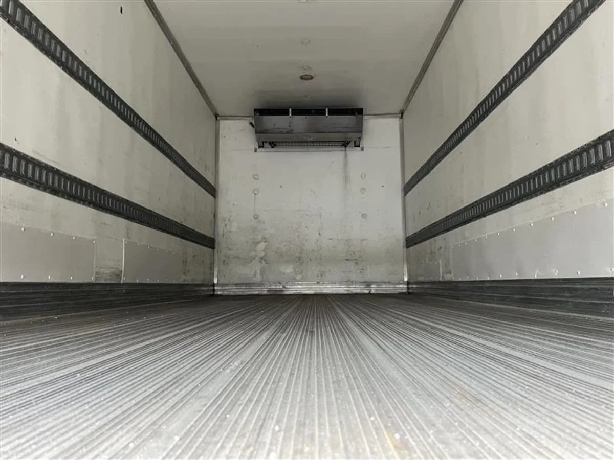 2020 Freightliner M2 106 in Beltsville, MD — photo 9