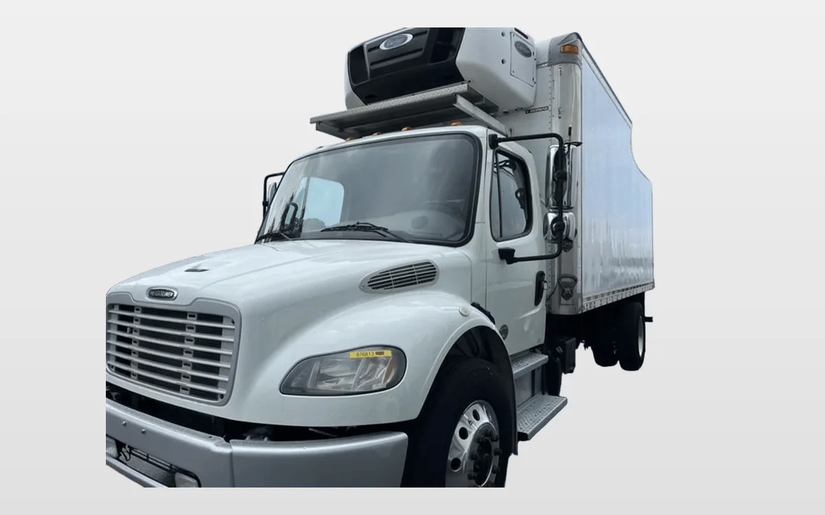 2020 Freightliner M2 106 - image 1